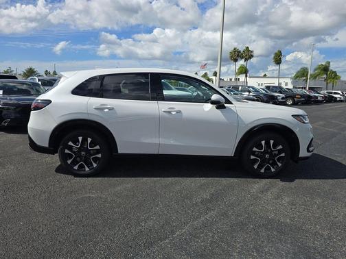 Platinum 2026 Honda HR-V EX-L