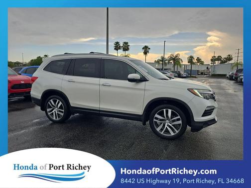 White Diamond Pearl 2018 Honda Pilot Elite