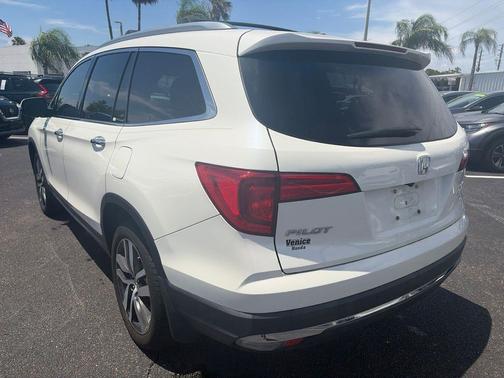 White Diamond Pearl 2018 Honda Pilot Elite