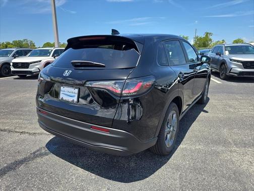 2026 Honda HR-V LX
