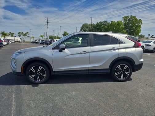 Alloy Silver Metallic 2024 Mitsubishi Eclipse Cross SE