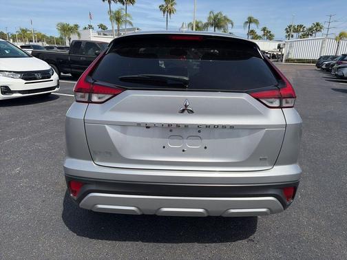 Alloy Silver Metallic 2024 Mitsubishi Eclipse Cross SE