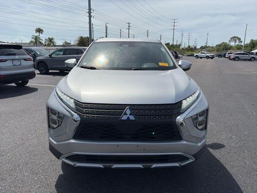Alloy Silver Metallic 2024 Mitsubishi Eclipse Cross SE