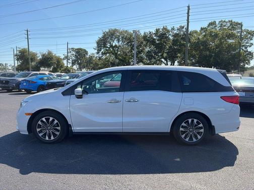 Platinum White Pearl 2023 Honda Odyssey EX-L