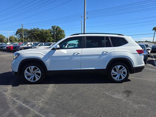2021 Volkswagen Atlas 3.6L SE w/Technology