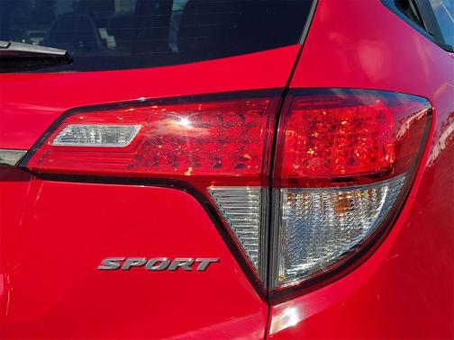 2022 Honda HR-V 2WD Sport