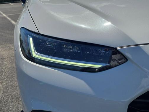 Platinum White 2023 Honda HR-V LX