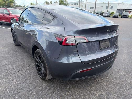Midnight Silver Metallic 2023 Tesla Model Y Long Range Dual Motor All-Wheel Drive