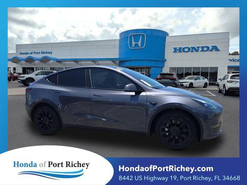 Midnight Silver Metallic 2023 Tesla Model Y Long Range Dual Motor All-Wheel Drive