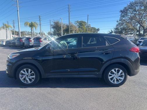 2019 Hyundai TUCSON SE