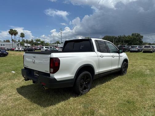 2022 Honda Ridgeline Black