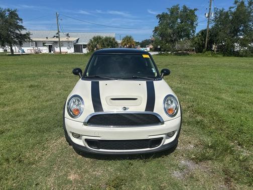 2011 MINI Cooper S Base