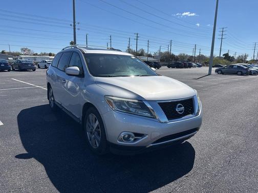 2015 Nissan Pathfinder Platinum