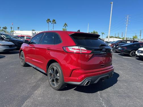 2021 Ford Edge ST