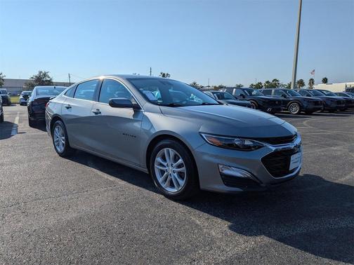 2023 Chevrolet Malibu FWD RS