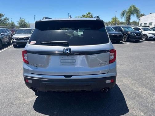 Black Forest Pearl 2020 Honda Passport AWD Elite