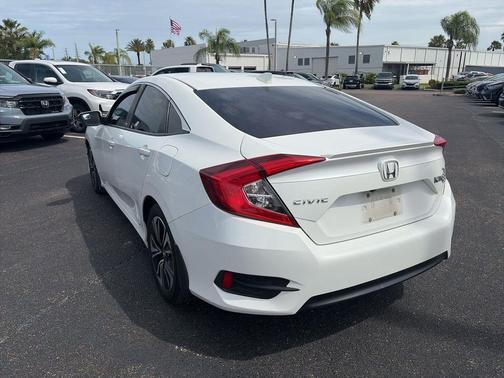 White Orchid Pearl 2018 Honda Civic EX-L