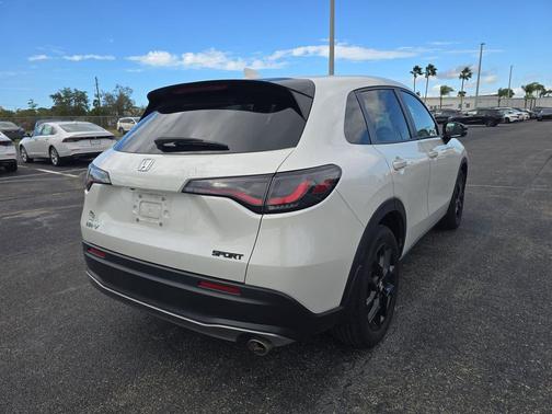 2023 Honda HR-V 2WD Sport
