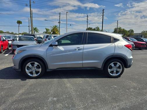 2017 Honda HR-V LX