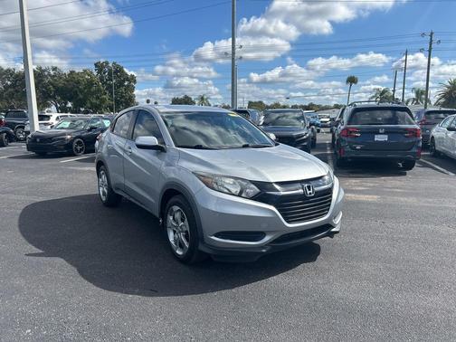 2017 Honda HR-V LX