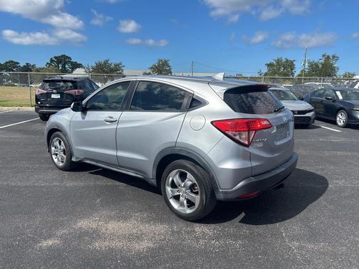 2017 Honda HR-V LX
