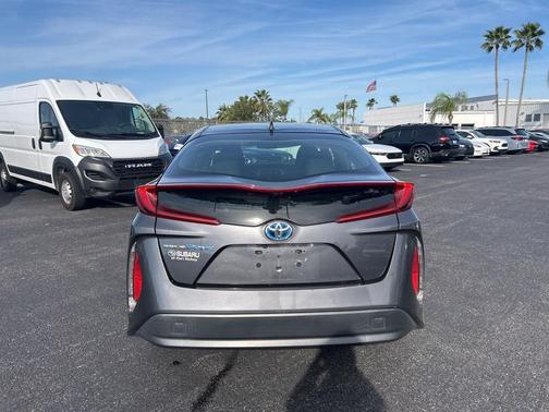 2018 Toyota Prius Prime Plus