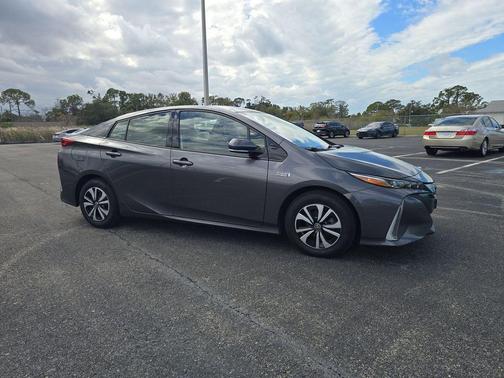 2018 Toyota Prius Prime Plus