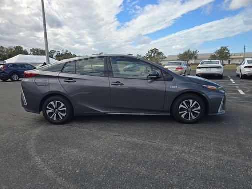 2018 Toyota Prius Prime Plus