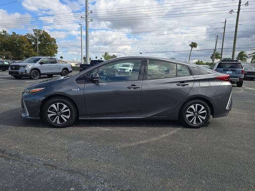2018 Toyota Prius Prime Plus