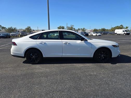 2025 Honda Accord Sport SE 1.5T