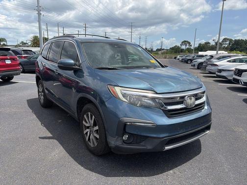 Grey 2021 Honda Pilot 2WD EX