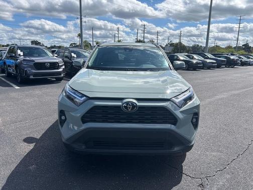 2022 Toyota RAV4 XLE Premium