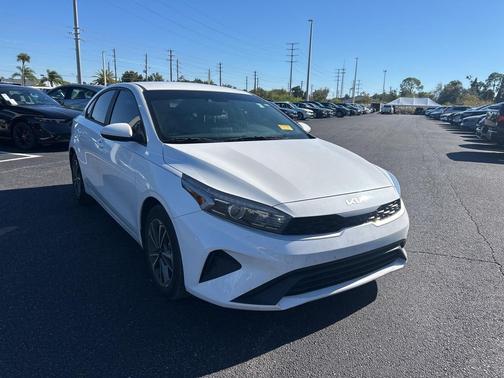 2022 Kia Forte LXS