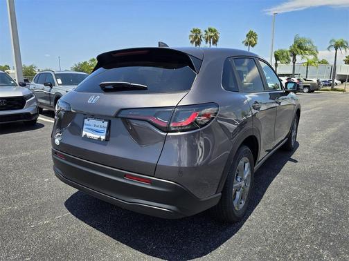 2026 Honda HR-V LX