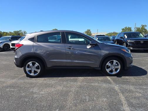 2022 Honda HR-V LX