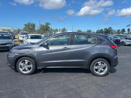 2022 Honda HR-V LX