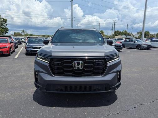 2025 Honda Pilot Black Edition