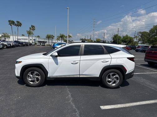 White Pearl 2024 Hyundai TUCSON SEL