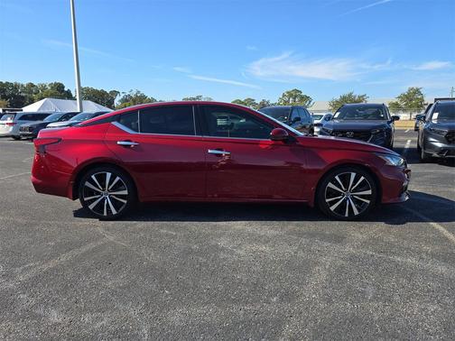 2019 Nissan Altima 2.5 Platinum