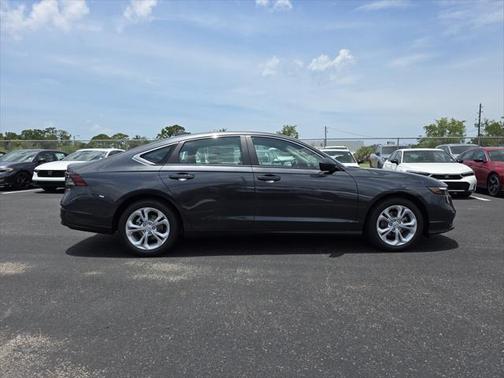 2025 Honda Accord LX 1.5T