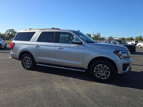 2023 Ford Expedition Max XLT