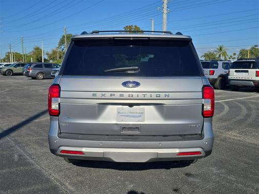 2023 Ford Expedition Max XLT