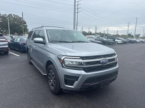 2023 Ford Expedition Max XLT
