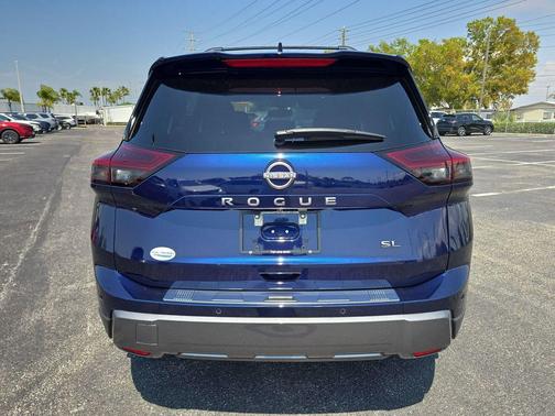 2024 Nissan Rogue SL