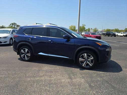 2024 Nissan Rogue SL