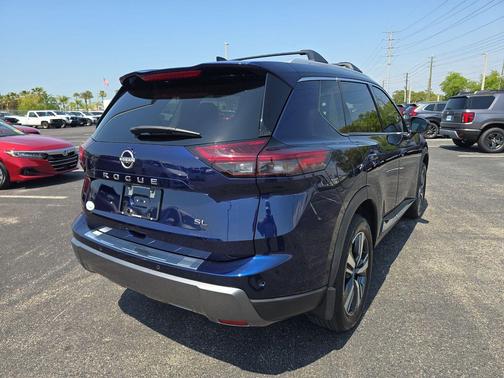 2024 Nissan Rogue SL