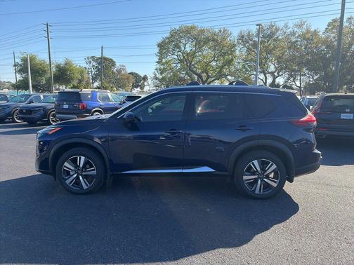 2024 Nissan Rogue SL