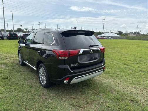 2022 Mitsubishi Outlander PHEV GT