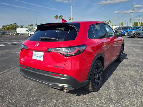 2025 Honda HR-V 2WD Sport