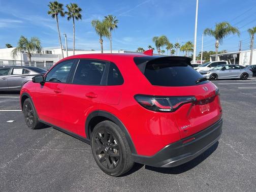 2025 Honda HR-V 2WD Sport